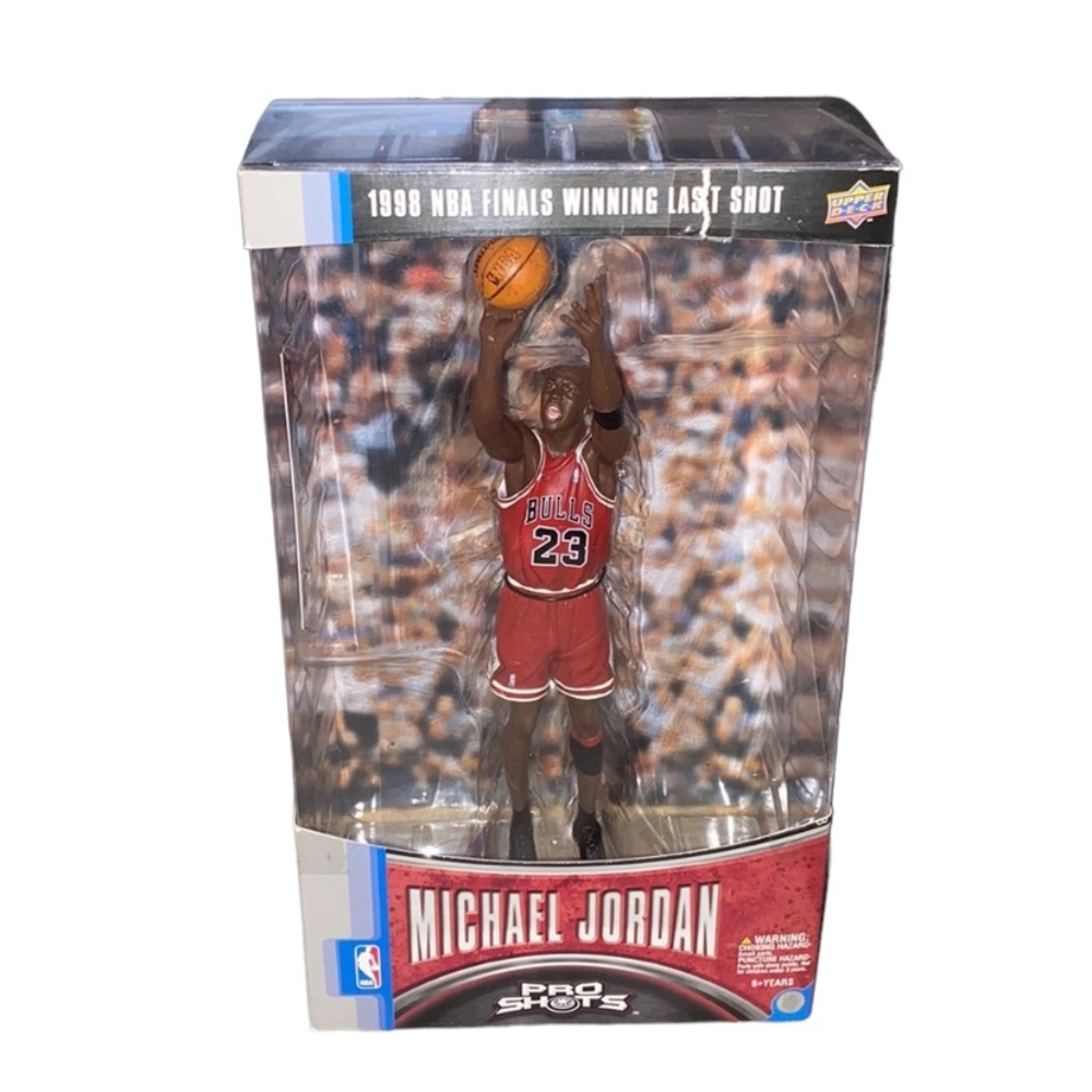 MICHAEL JORDAN BOBBLE/FIGURE. 1998 NBA FINALS GAME WINNING LAST SHOT!!